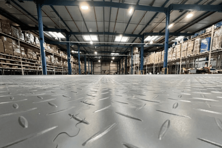 Sol d'entrepôt en dalles PVC Fortelock Industry 10 mm graphite