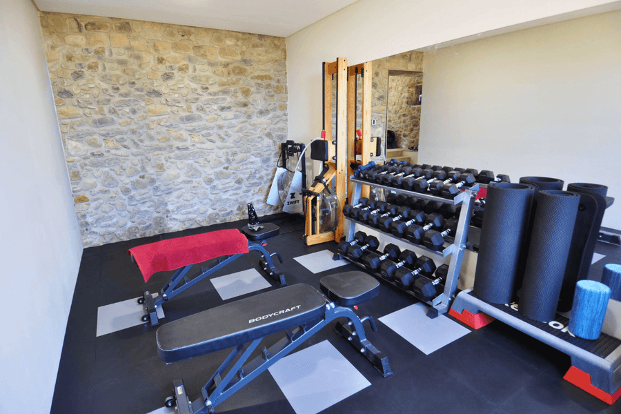 Fortelock Invisible 6,7 mm – noir, dans une salle de sport