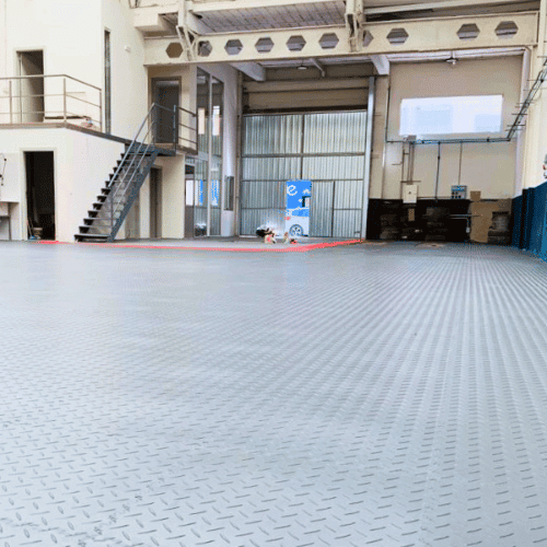 Fortelock Industry 7 mm – motif larmé, gris, dans un entrepôt