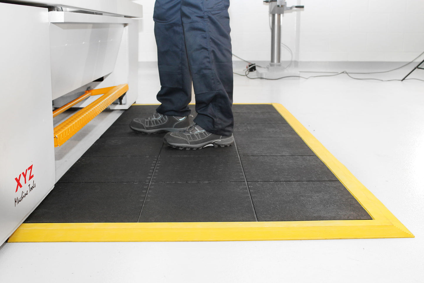 Fatigue-Step® Solid – Dalle anti-fatigue modulaire 18 mm à surface pleine (usage industriel)